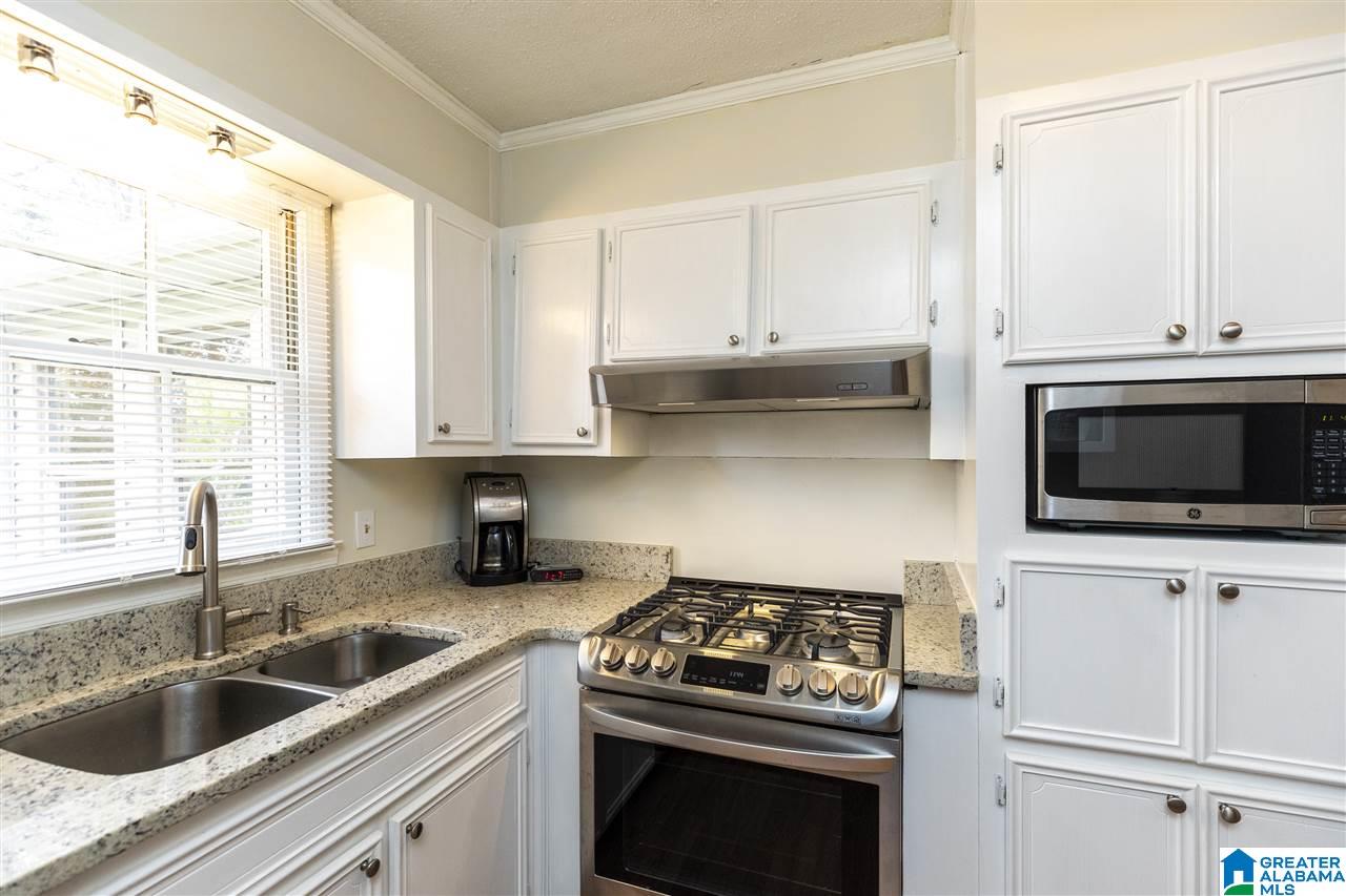 3909 Rock Ridge Road Birmingham, AL 35210 - Photo 12 of 28