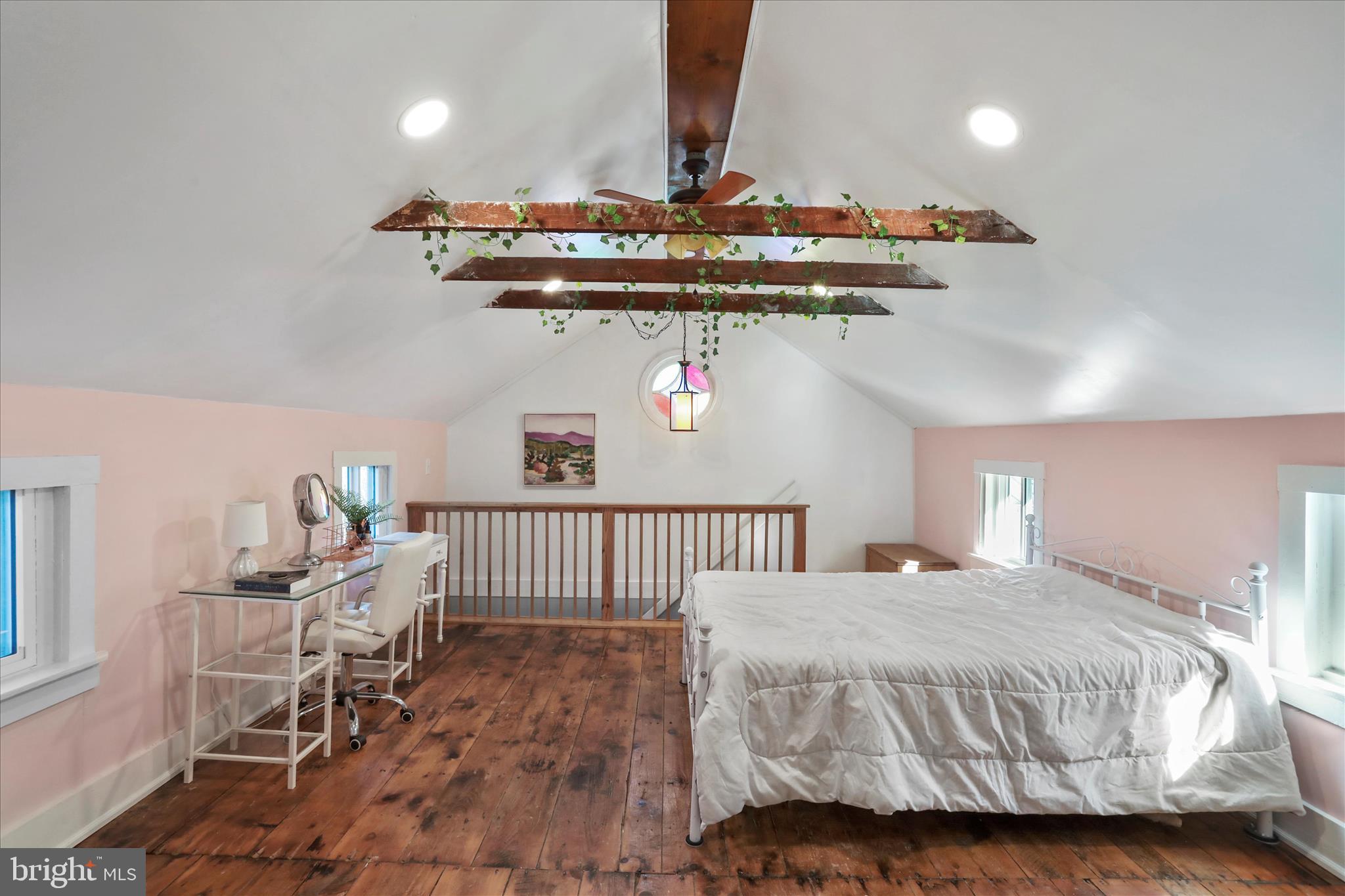 799 Stephens Lane Fort Valley, VA 22652 - Photo 21 of 40 Gallery Image 21