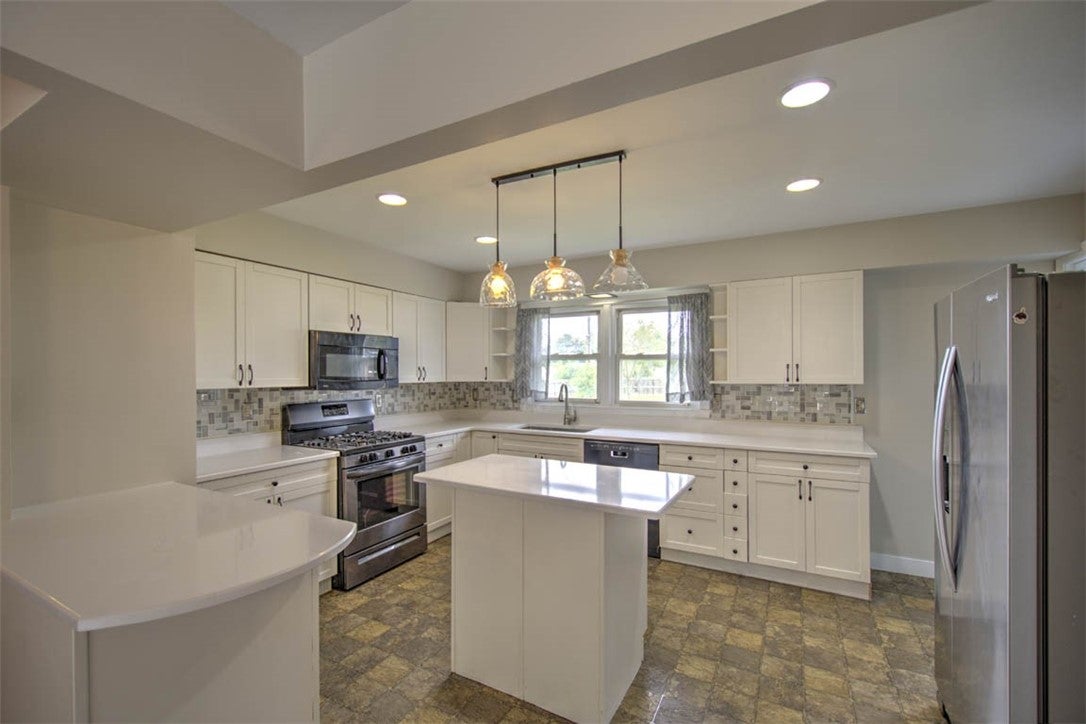 3045 Turpin Road Decatur, IL 62521 - Photo 7 of 30 Gallery Image 7