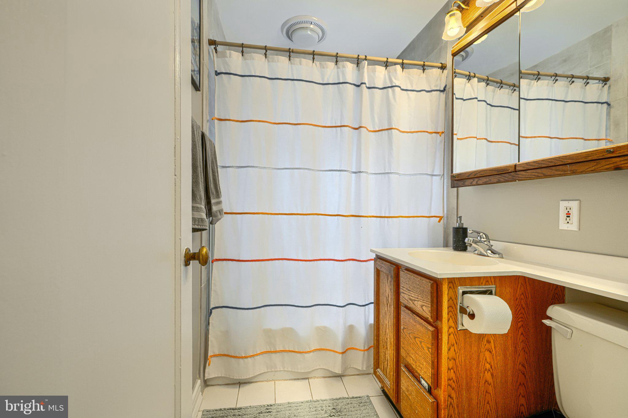 1835 Loch Shiel Road Towson, MD 21286 - Photo 48 of 75 Bright and inviting bathroom retreat.