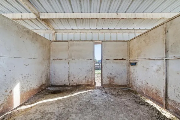 $2,200,000 | 8441 County Road 176, Stephenville, TX 76401