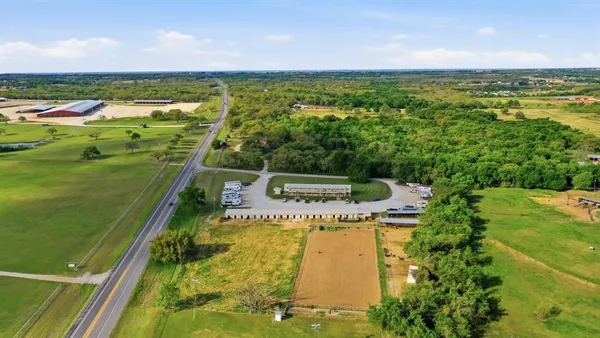 $2,200,000 | 8441 County Road 176, Stephenville, TX 76401