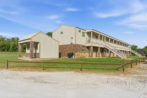 $2,200,000 | 8441 County Road 176, Stephenville, TX 76401