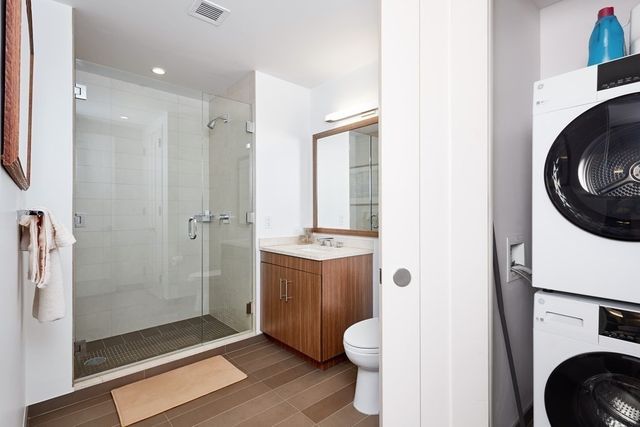 $1,265,000 | 580 Washington Street, Unit 505, Boston, MA 02111