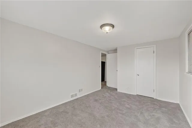 $210,000 | 200 Northwest 63 Terrace, Kansas City, MO 64118