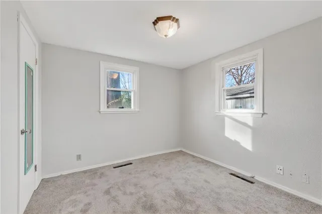 $210,000 | 200 Northwest 63 Terrace, Kansas City, MO 64118