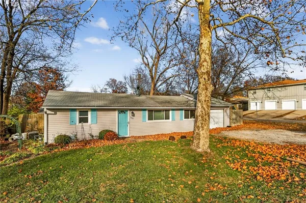 $185,000 | 200 Northwest 63 Terrace, Kansas City, MO 64118