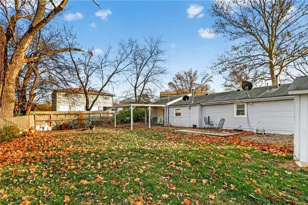$185,000 | 200 Northwest 63 Terrace, Kansas City, MO 64118