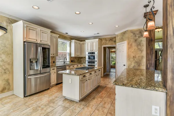 $639,900 | 4142 Pine Blossom Trail, Houston, TX 77059