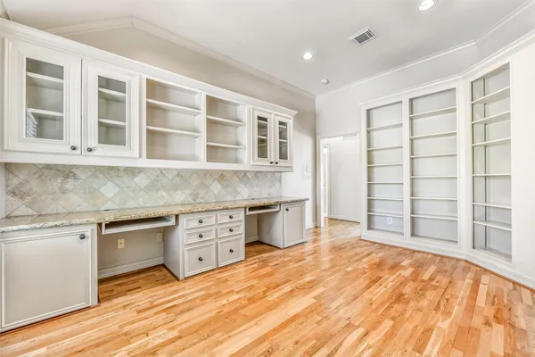 $639,900 | 4142 Pine Blossom Trail, Houston, TX 77059