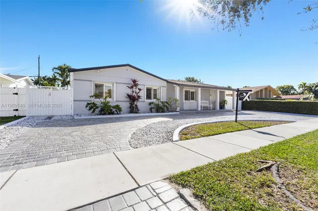 $825,000 | 9390 Southwest 190th Street, Cutler Bay, FL 33157