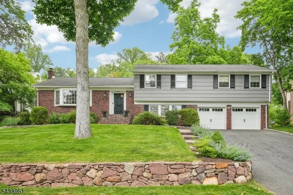 $1,169,000 | 275 Wyoming Avenue, Maplewood, NJ 07040