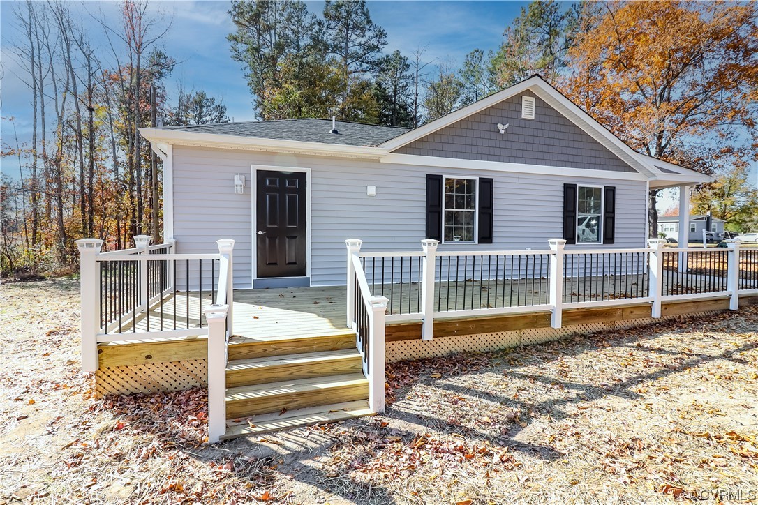 2262 Mountain Hall Road Crewe, VA 23930 - Photo 3 of 20 Gallery Image 3