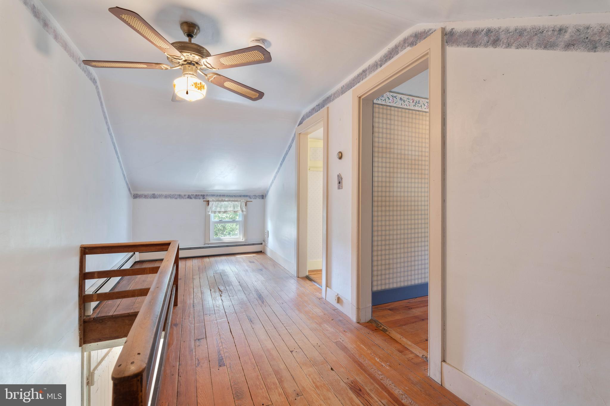 1976 Castleton Road Darlington, MD 21034 - Photo 23 of 45 Hallway
