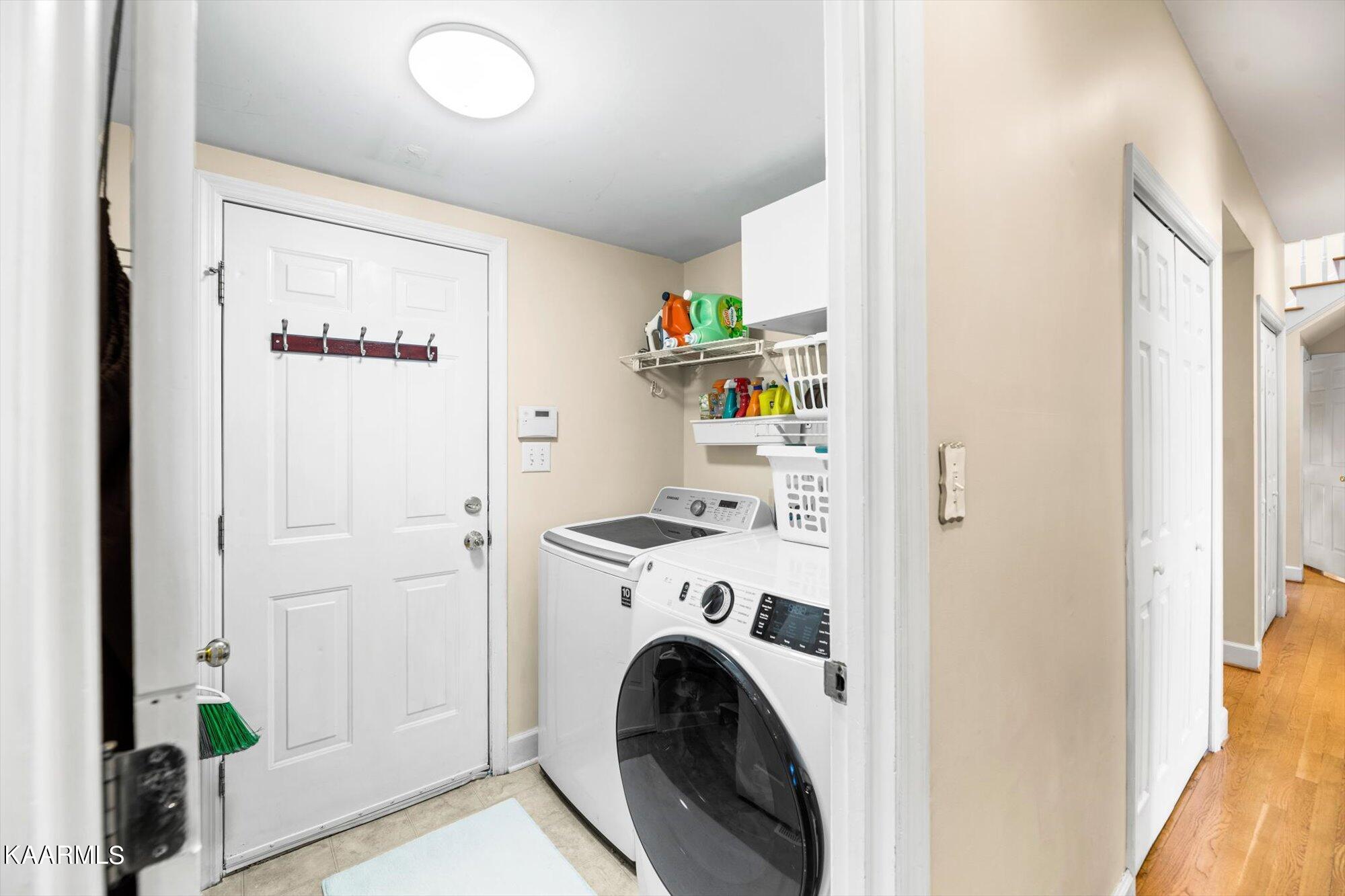 12718 Jarmann Road Knoxville, TN 37934 - Photo 19 of 41 Main level laundry off garage