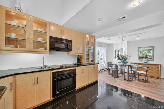 $779,000 | 103 Norfolk Court, Yorktown Heights, NY 10598