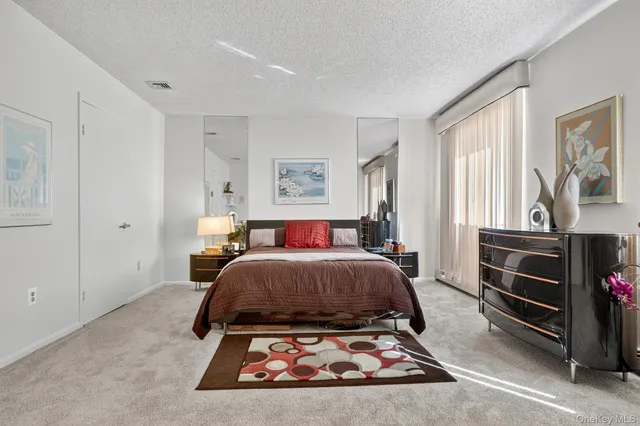 $779,000 | 103 Norfolk Court, Yorktown Heights, NY 10598