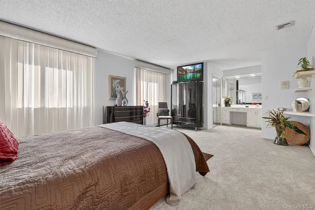 $779,000 | 103 Norfolk Court, Yorktown Heights, NY 10598