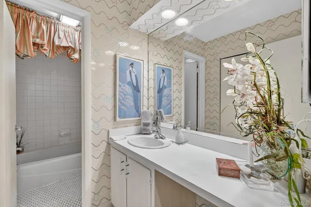 $779,000 | 103 Norfolk Court, Yorktown Heights, NY 10598