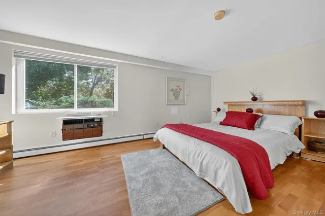 $779,000 | 103 Norfolk Court, Yorktown Heights, NY 10598