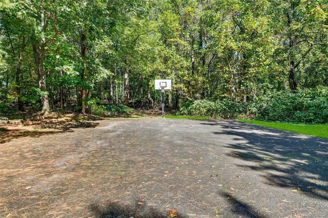 $779,000 | 103 Norfolk Court, Yorktown Heights, NY 10598