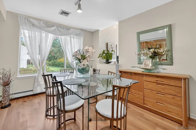 $779,000 | 103 Norfolk Court, Yorktown Heights, NY 10598