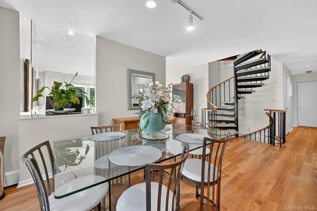 $779,000 | 103 Norfolk Court, Yorktown Heights, NY 10598