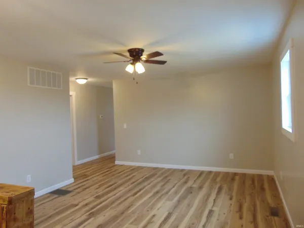 $308,000 | 6711 South 500 West, Poneto, IN 46781