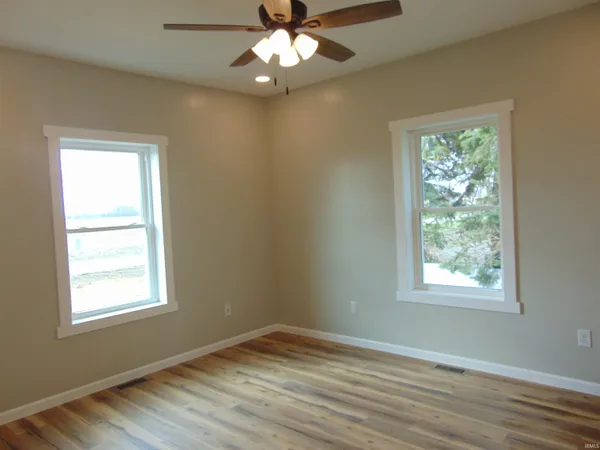 $308,000 | 6711 South 500 West, Poneto, IN 46781