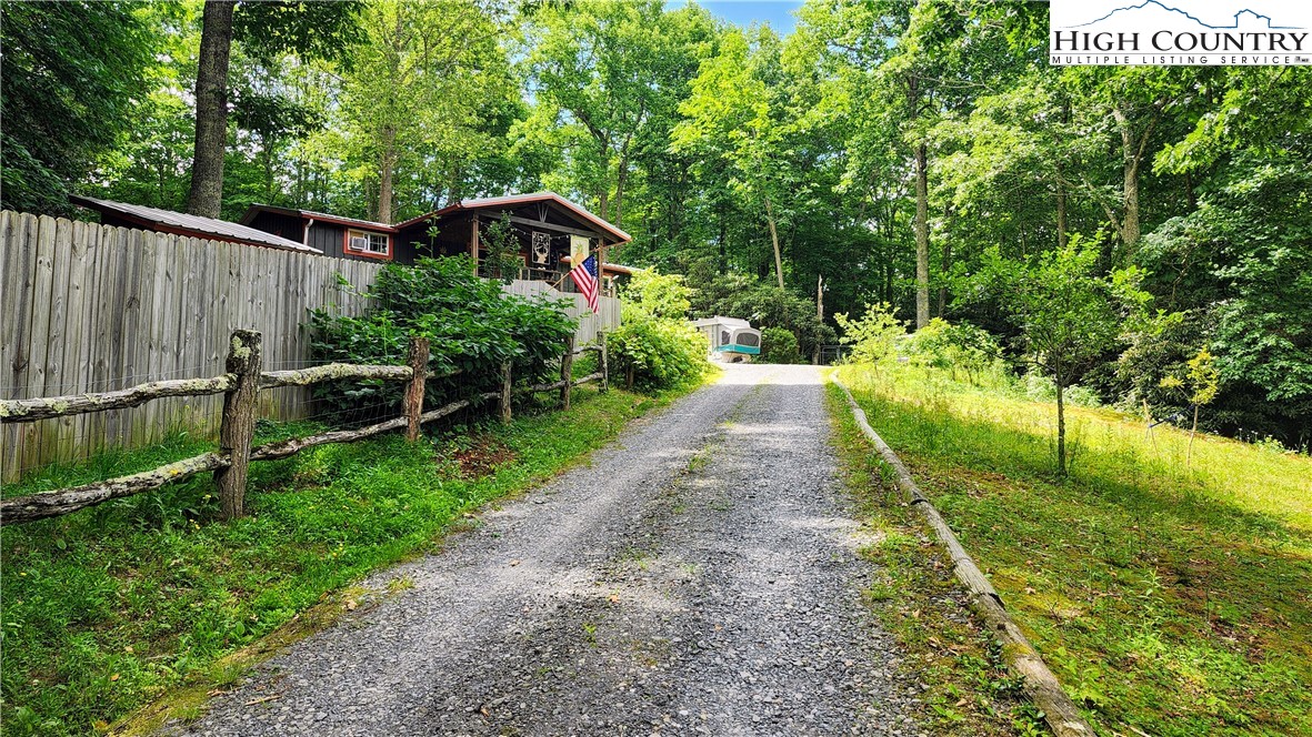 77 Mountain Ridge Road Newland, NC 28657 - Photo 14 of 38 Gallery Image 14