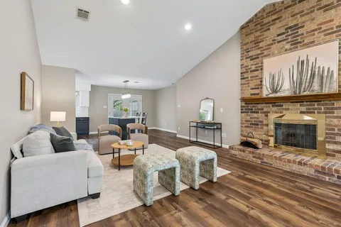 $425,000 | 3905 Las Brisas Drive, Plano, TX 75074