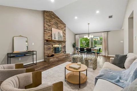 $425,000 | 3905 Las Brisas Drive, Plano, TX 75074