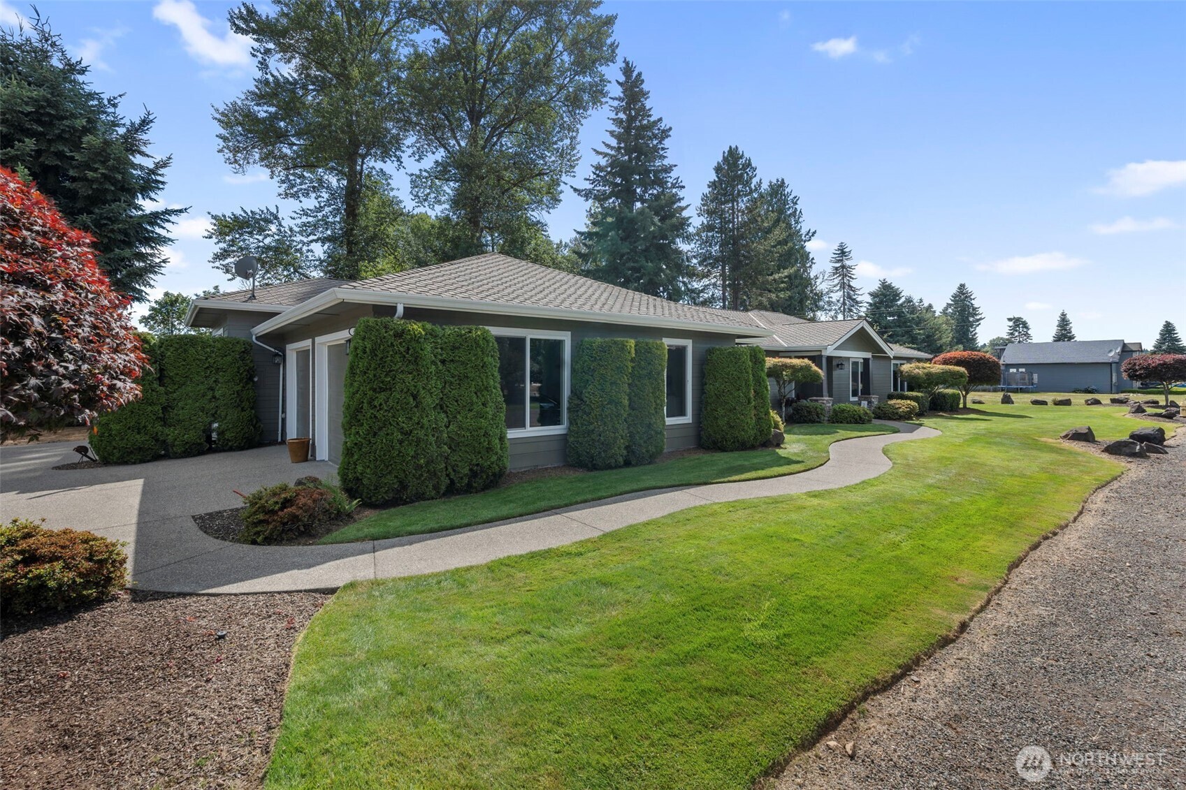 2322 Rice Road Chehalis, WA 98532 - Photo 33 of 39 a front view of a house with garden