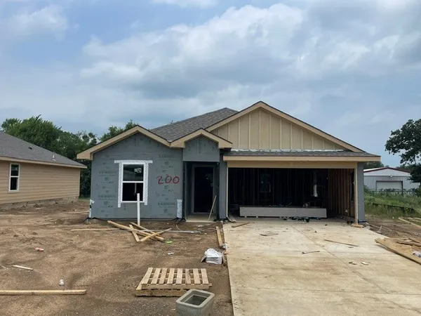 $227,620 | 200 Paco Loop, Caldwell, TX 77836
