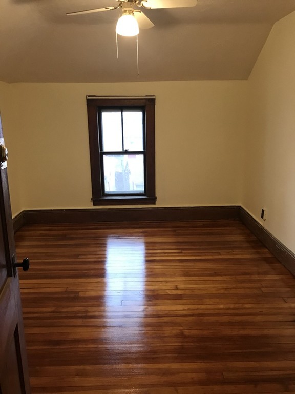 43 Inman Street Lawrence, MA 01843 - Photo 5 of 13 Gallery Image 5