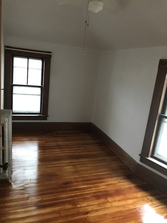 43 Inman Street Lawrence, MA 01843 - Photo 8 of 13 Gallery Image 8