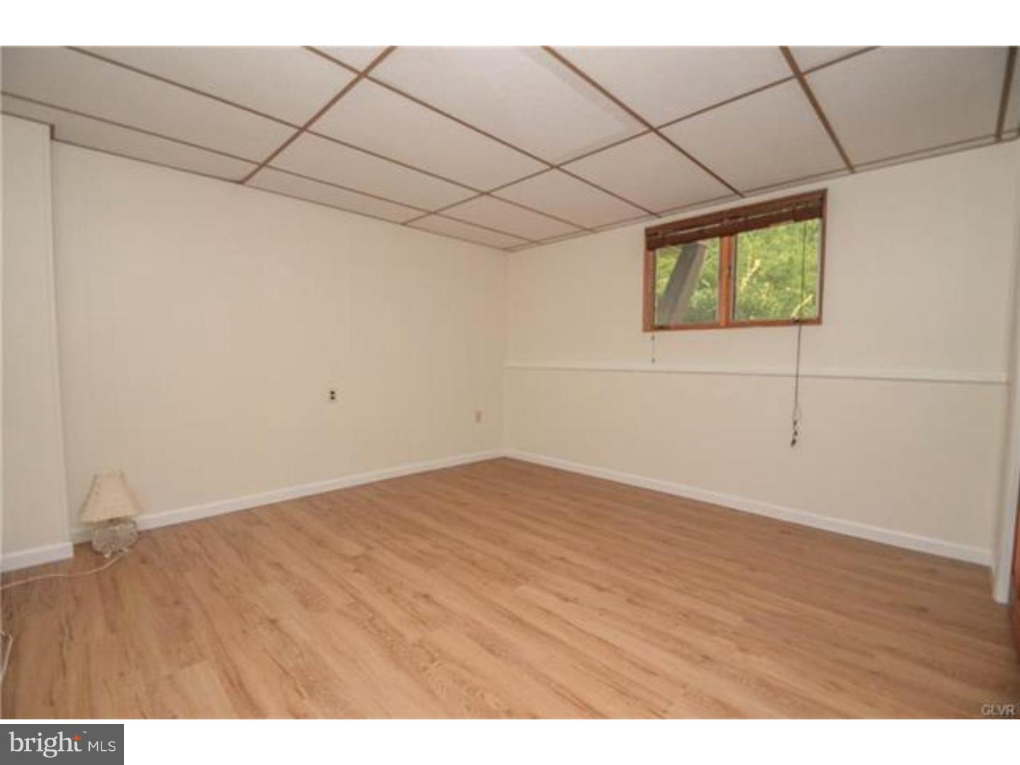 170 Gallagher Road Whitehall, PA 18052 - Photo 12 of 19 Gallery Image 12