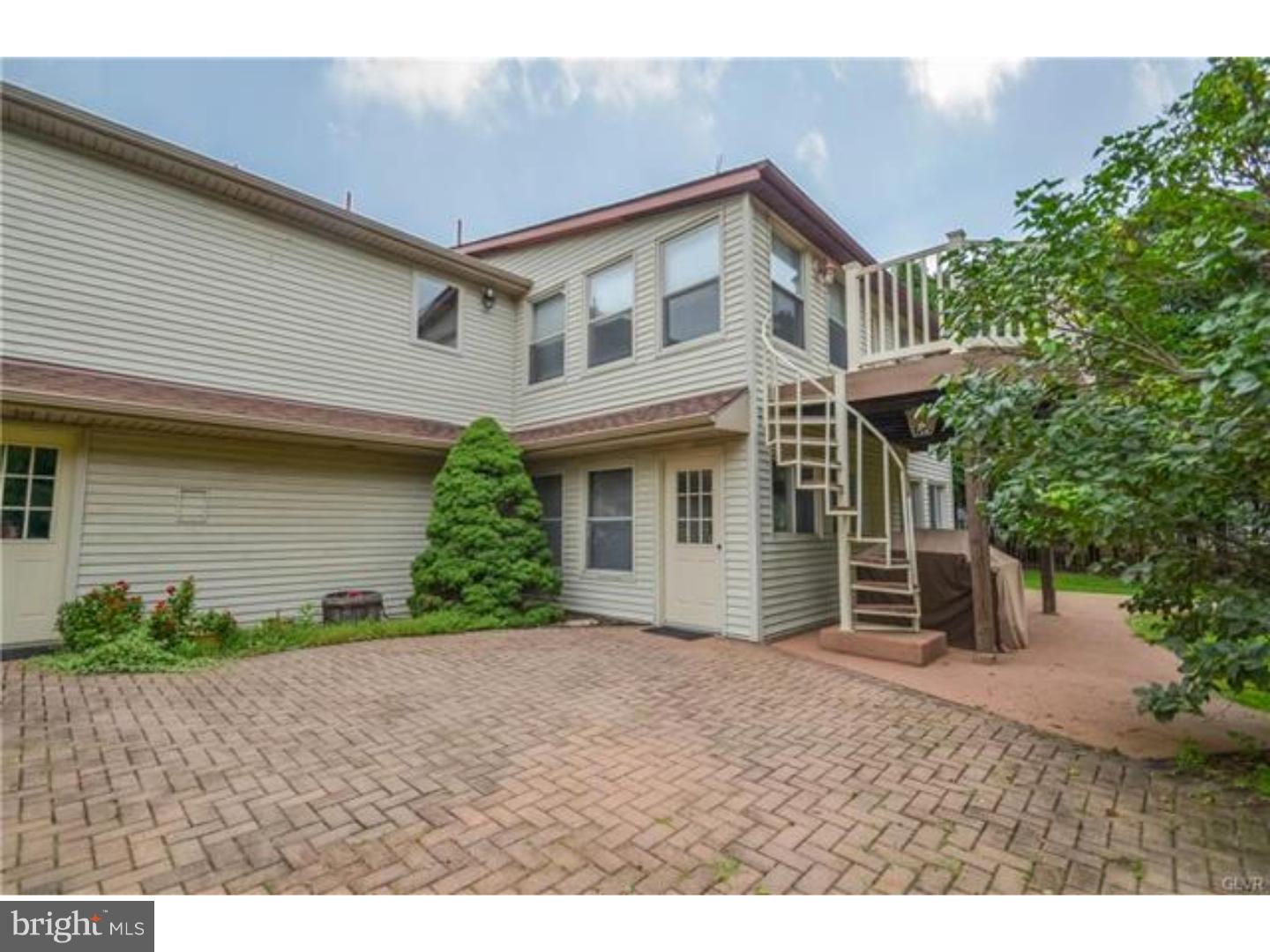 170 Gallagher Road Whitehall, PA 18052 - Photo 3 of 19 Gallery Image 3