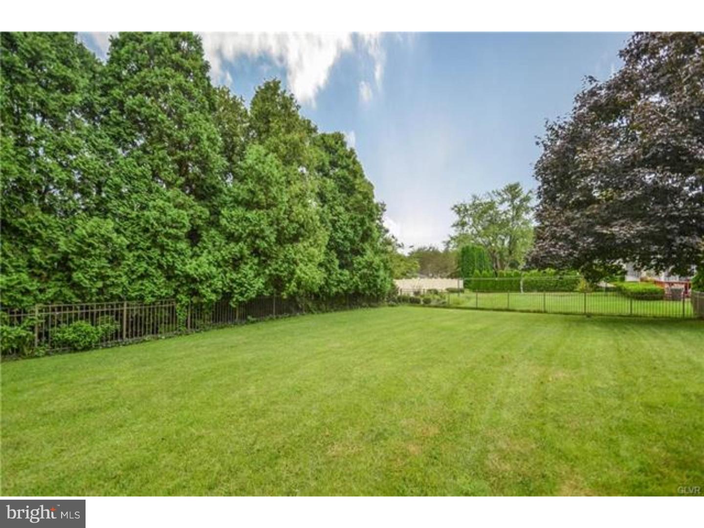 170 Gallagher Road Whitehall, PA 18052 - Photo 4 of 19 Gallery Image 4