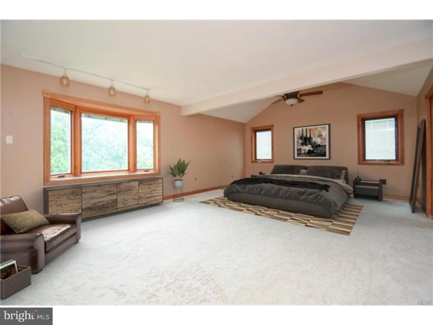 170 Gallagher Road Whitehall, PA 18052 - Photo 6 of 19 Gallery Image 6
