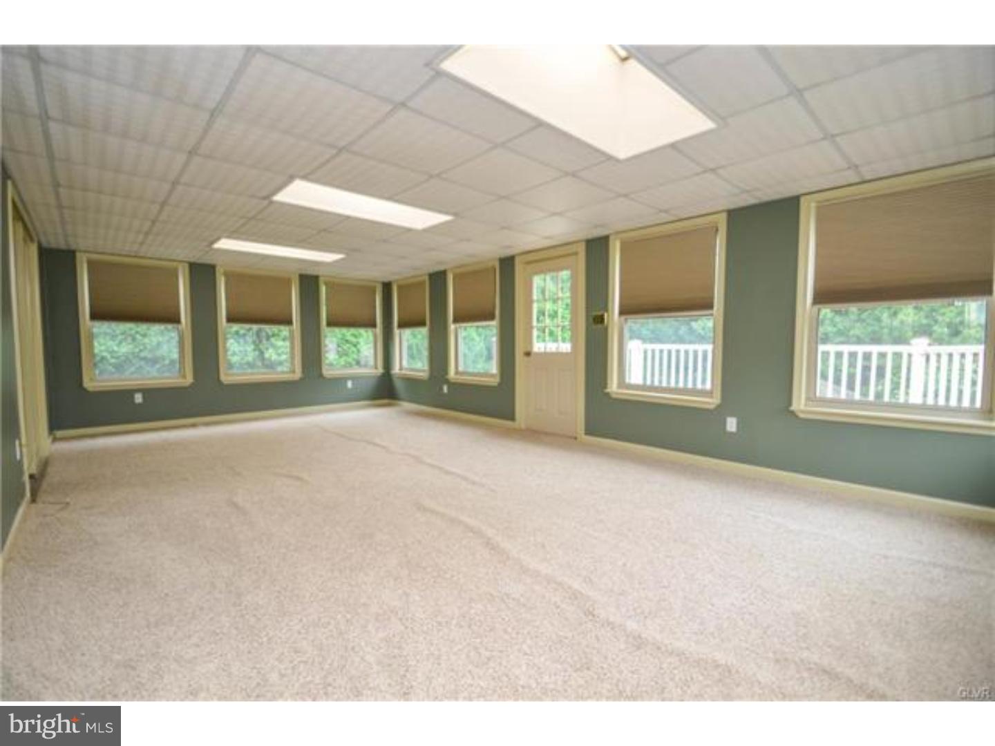 170 Gallagher Road Whitehall, PA 18052 - Photo 10 of 19 Gallery Image 10