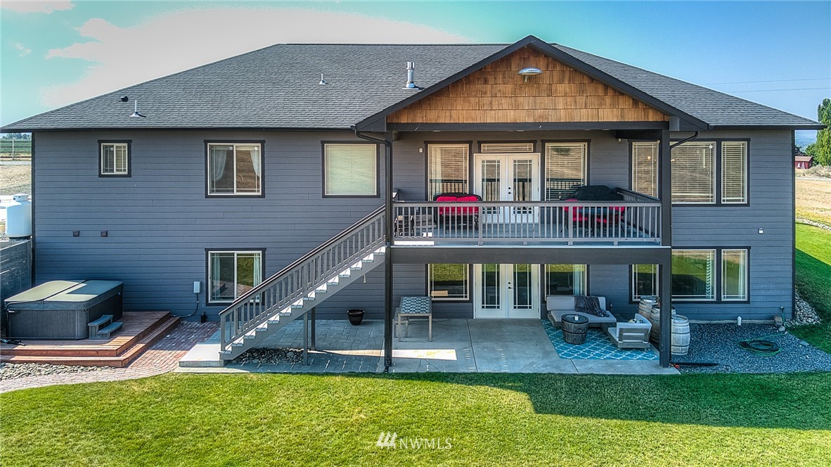 321 Falcon Ridge Road Zillah, WA 98953 - Photo 38 of 40