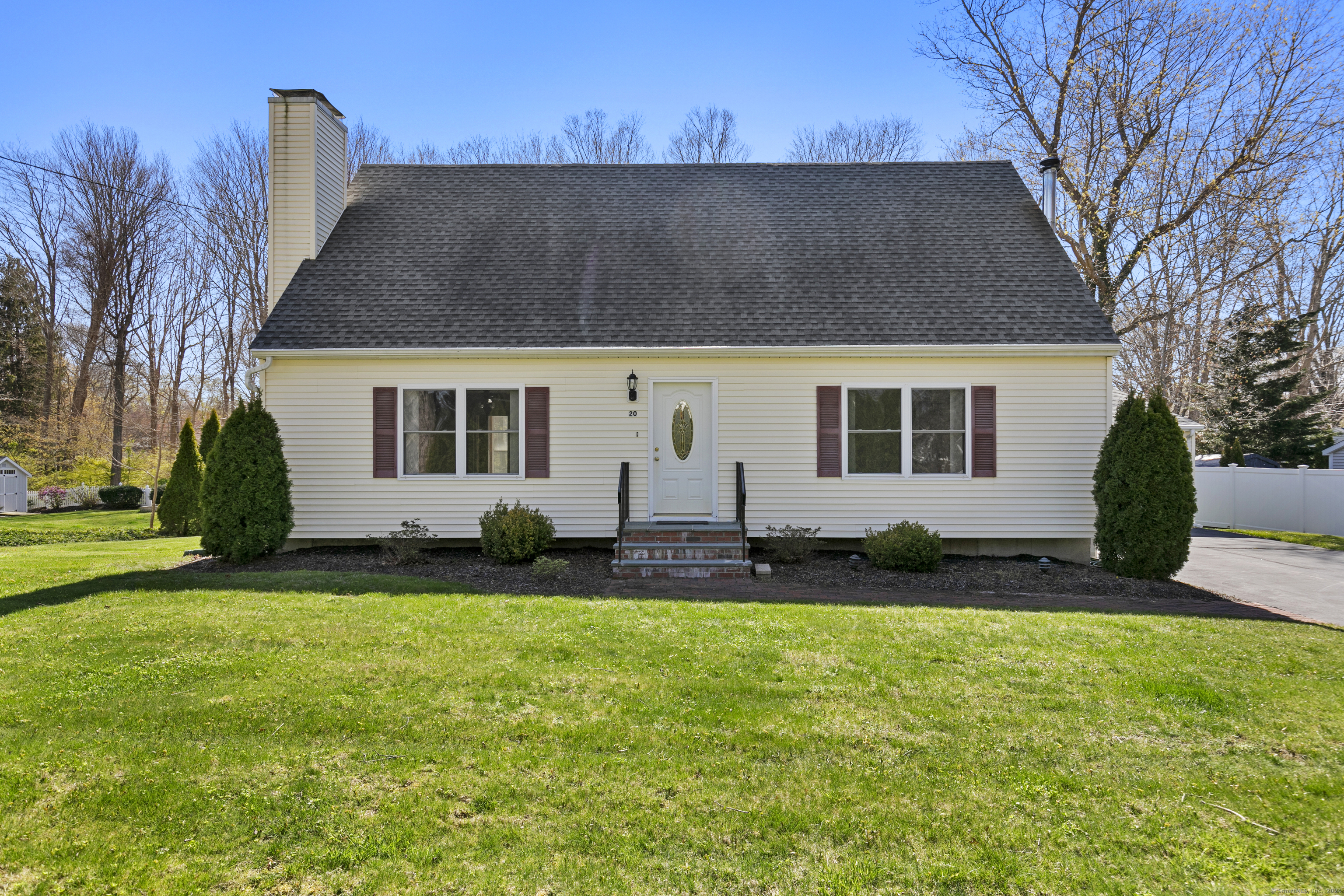 20 Beach Avenue Madison, CT 06443 - Photo 1 of 1