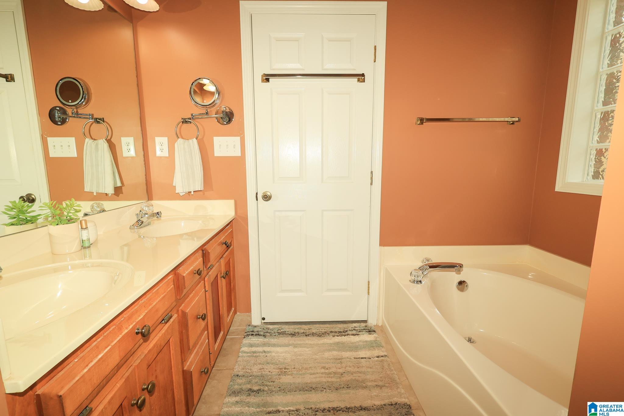124 Cove Lane Pelham, AL 35124 - Photo 23 of 36