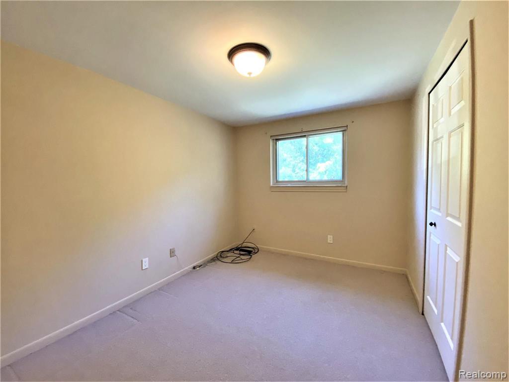 20230 Rippling Lane Northville, MI 48167 - Photo 26 of 32