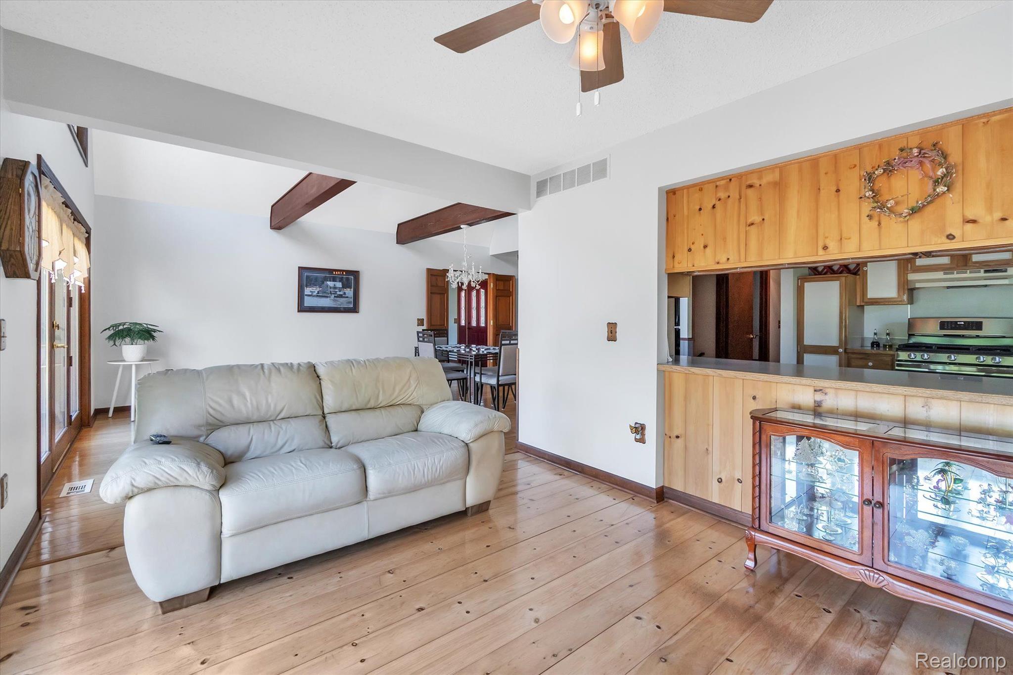 4601 Crawford Road Dryden, MI 48428 - Photo 9 of 45 Gallery Image 9