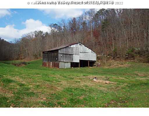 7218 Sycamore Road Hurricane, WV 25526 - Photo 5 of 16 Exterior Front.