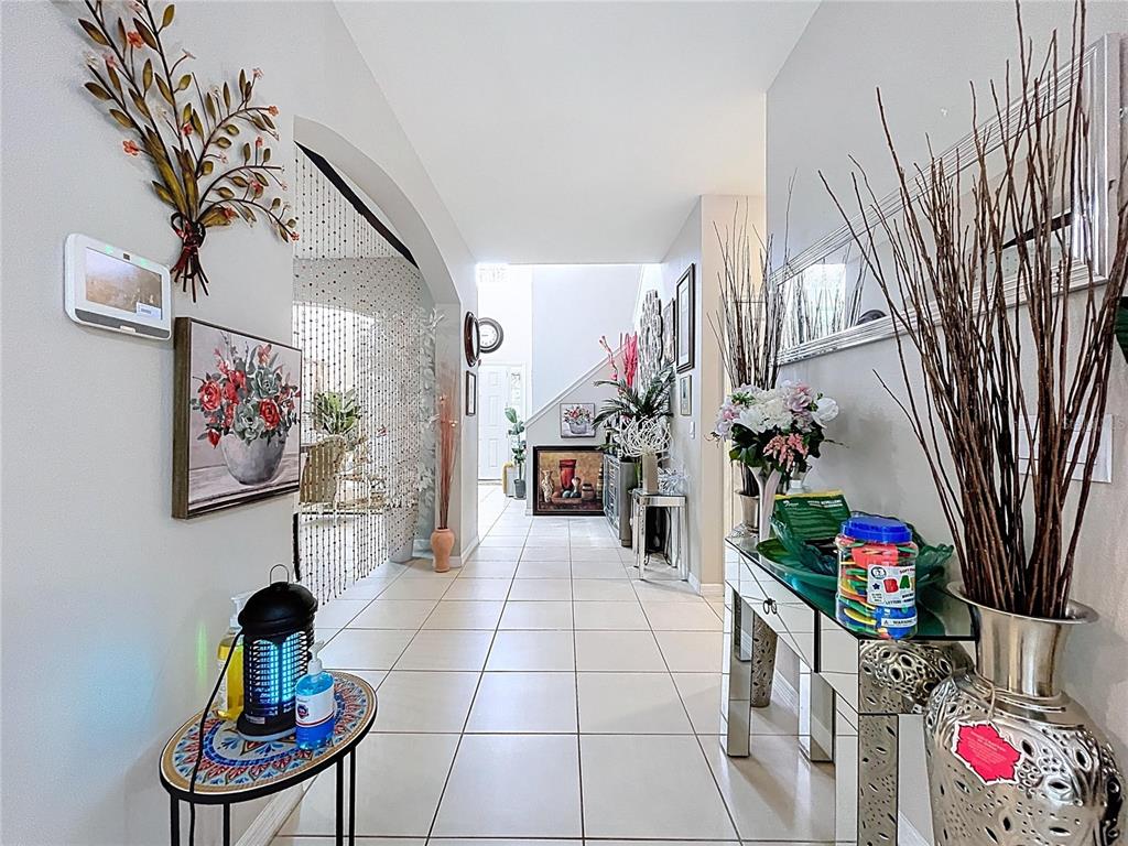 472 6th Avenue Northwest Ruskin, FL 33570 - Photo 14 of 96