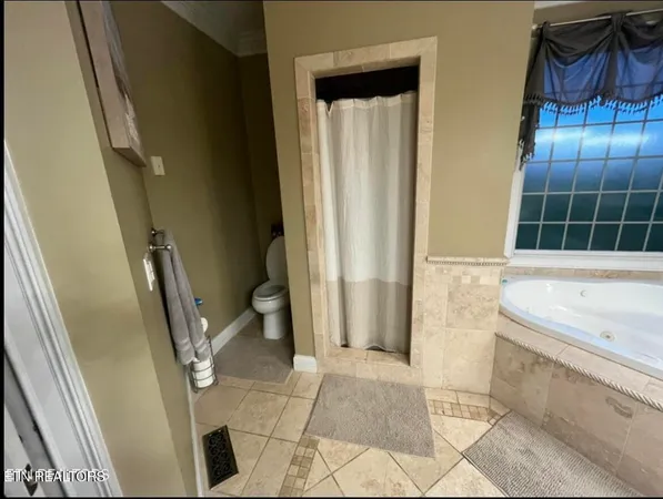 $749,900 | 164 Ashley Court, Speedwell, TN 37870