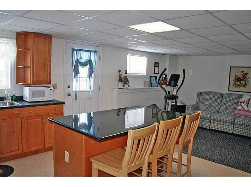 218 Dover Road Dexter, ME 04930 - Photo 21 of 34 Kitchen.